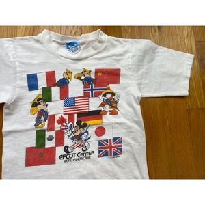 Vintage Disney Epcot shirt 80s epcot center 1982